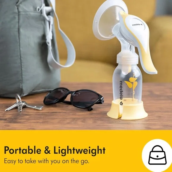 Medela Harmony Manual Breast Pump - Picture 5 of 9